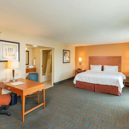Hampton By Hilton Queretaro Tecnologico Hotel Bagian luar foto