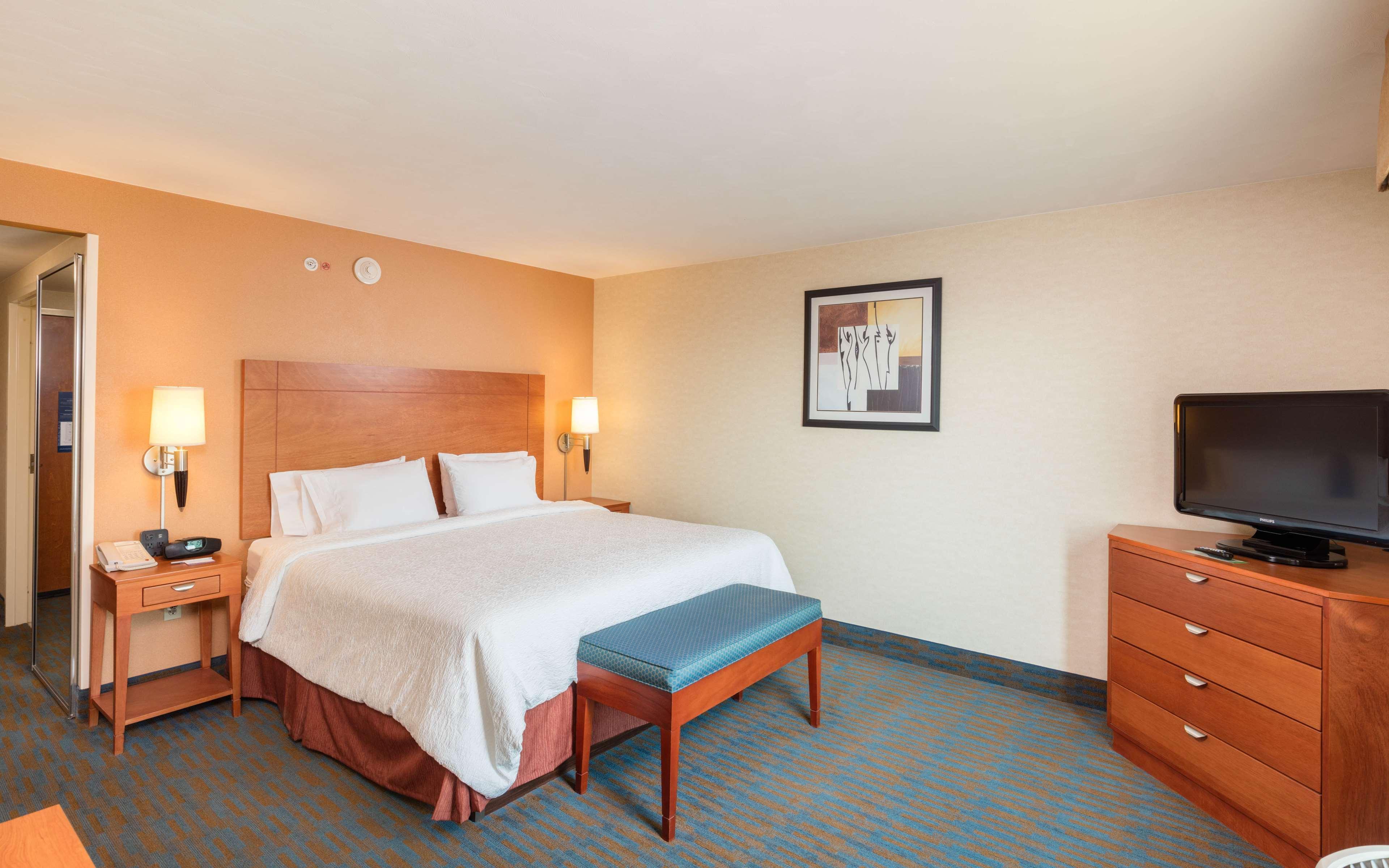 Hampton By Hilton Queretaro Tecnologico Hotel Bagian luar foto