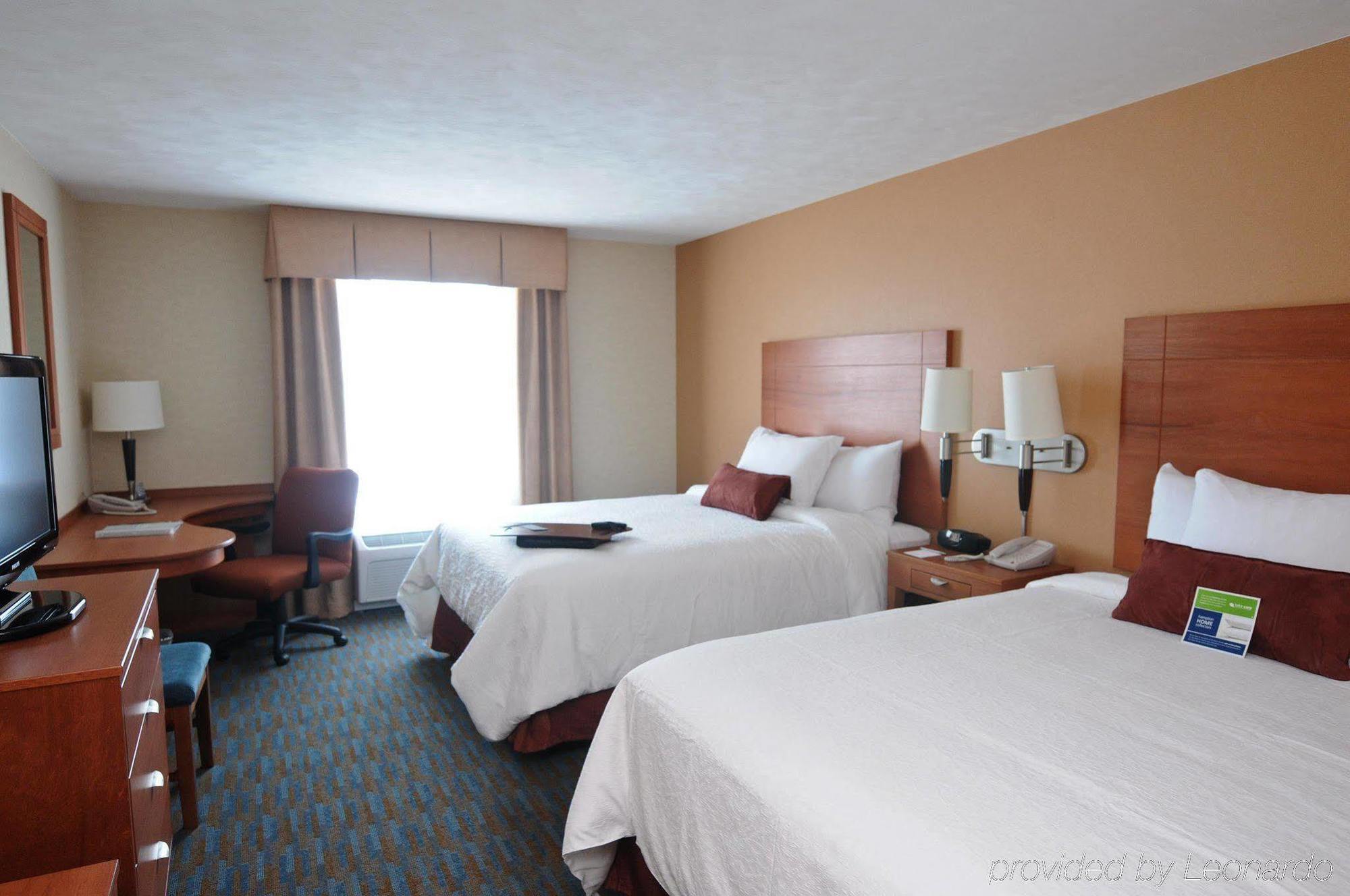 Hampton By Hilton Queretaro Tecnologico Hotel Ruang foto